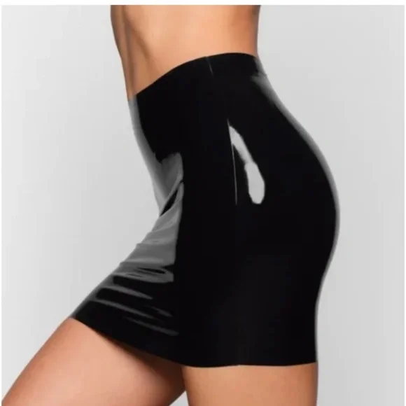 SKIMS latex mini skirt Size: Small - Picture 1 of 4